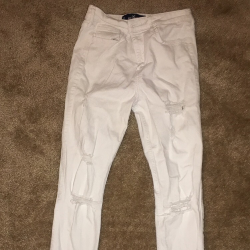 White skinny jeans